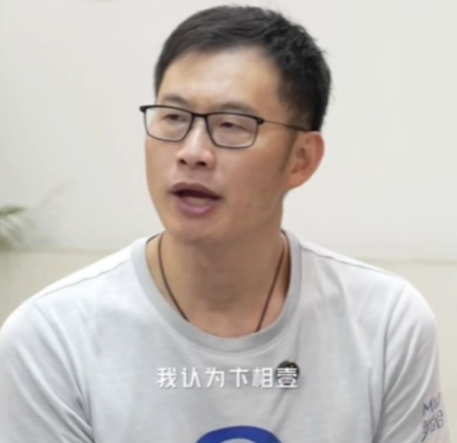 hw, 我坚持不让, 一件事情上