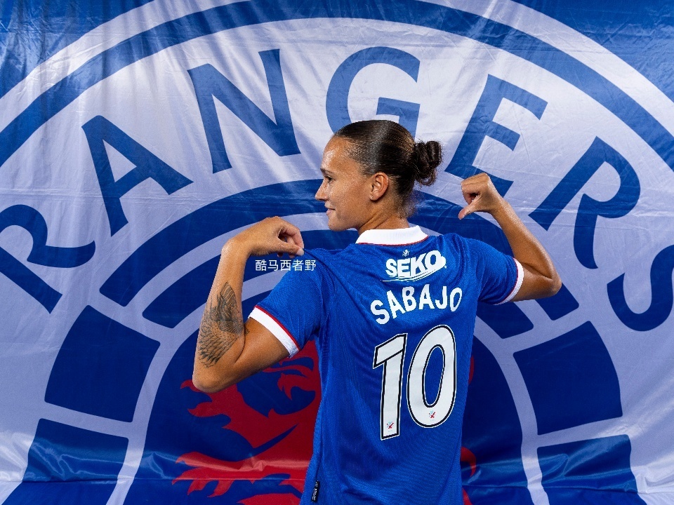 后流浪者女, 从主教练克, 欢迎李梦雯