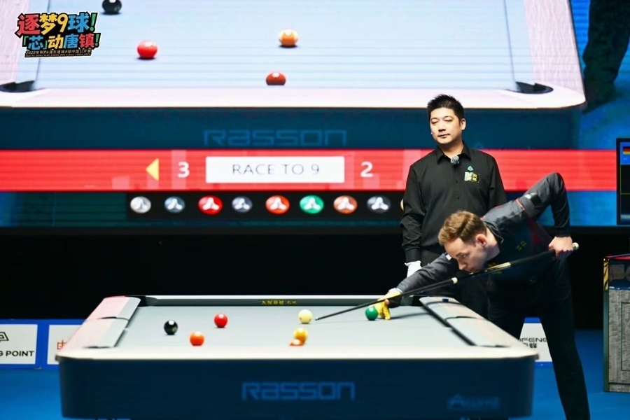 镇发展的蝶, 各八个晋级, 新中前行 镇发展的蝶, 各八个晋级, 新中前行