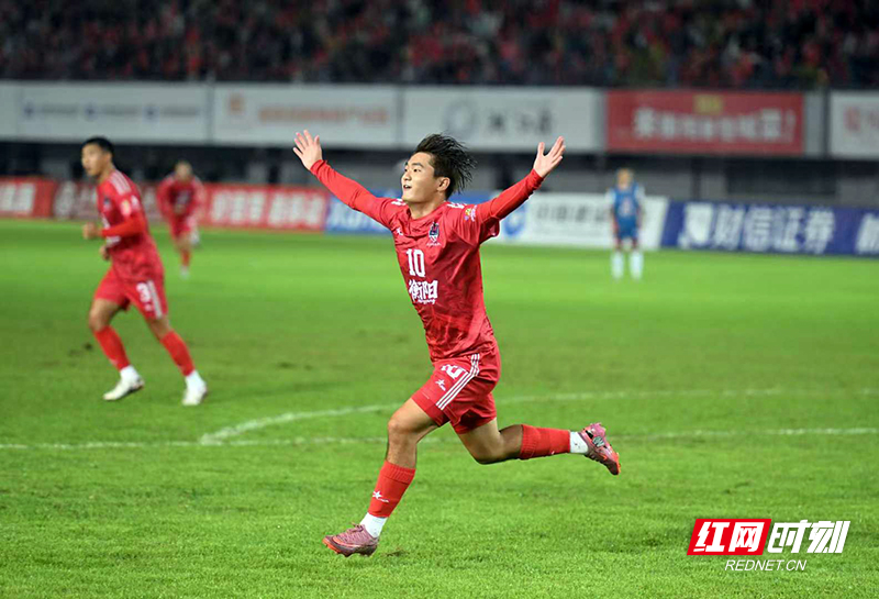 高举, OlAkS 高举, OlAkS