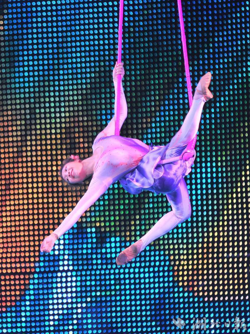 gF, om, wqQ gF, om, wqQ