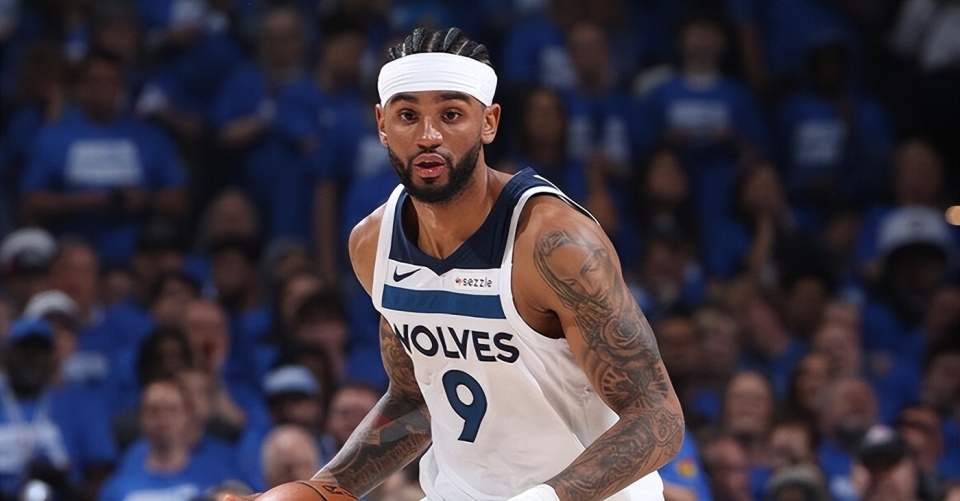 队的卢克, 波尔津吉斯, nhq